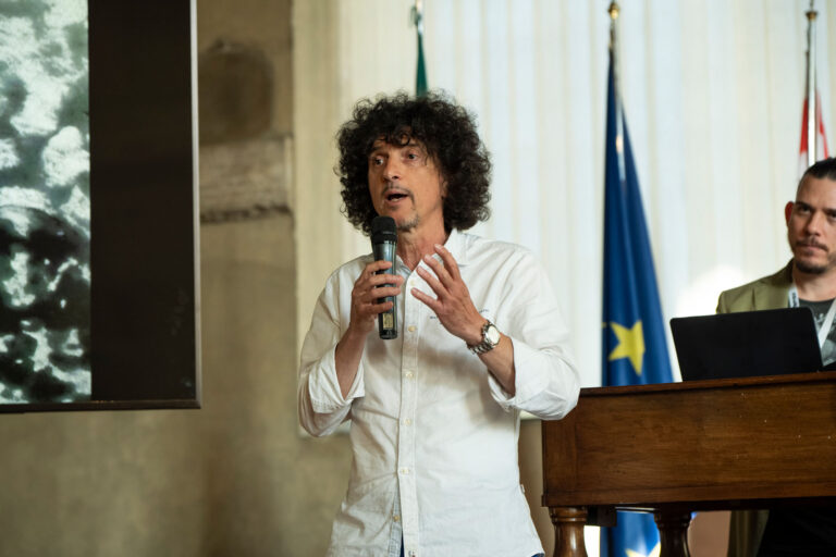 Lectio Magistralis_Luca Bracali